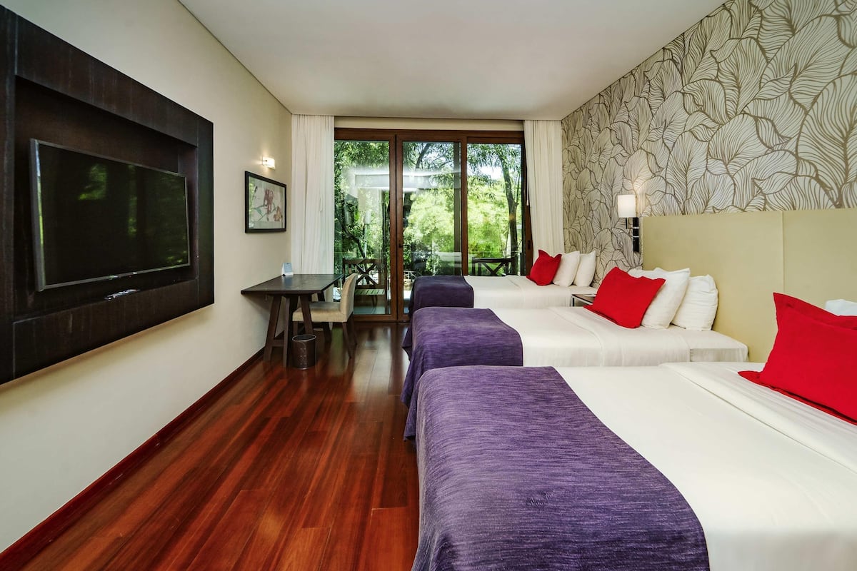 Standard Room, 3 Single Beds
