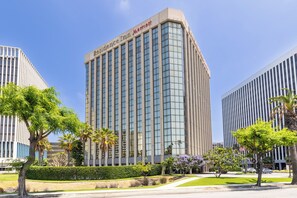 Exterior - Residence Inn by Marriott Los Angeles LAX/Century Boulevard (Los Angeles)