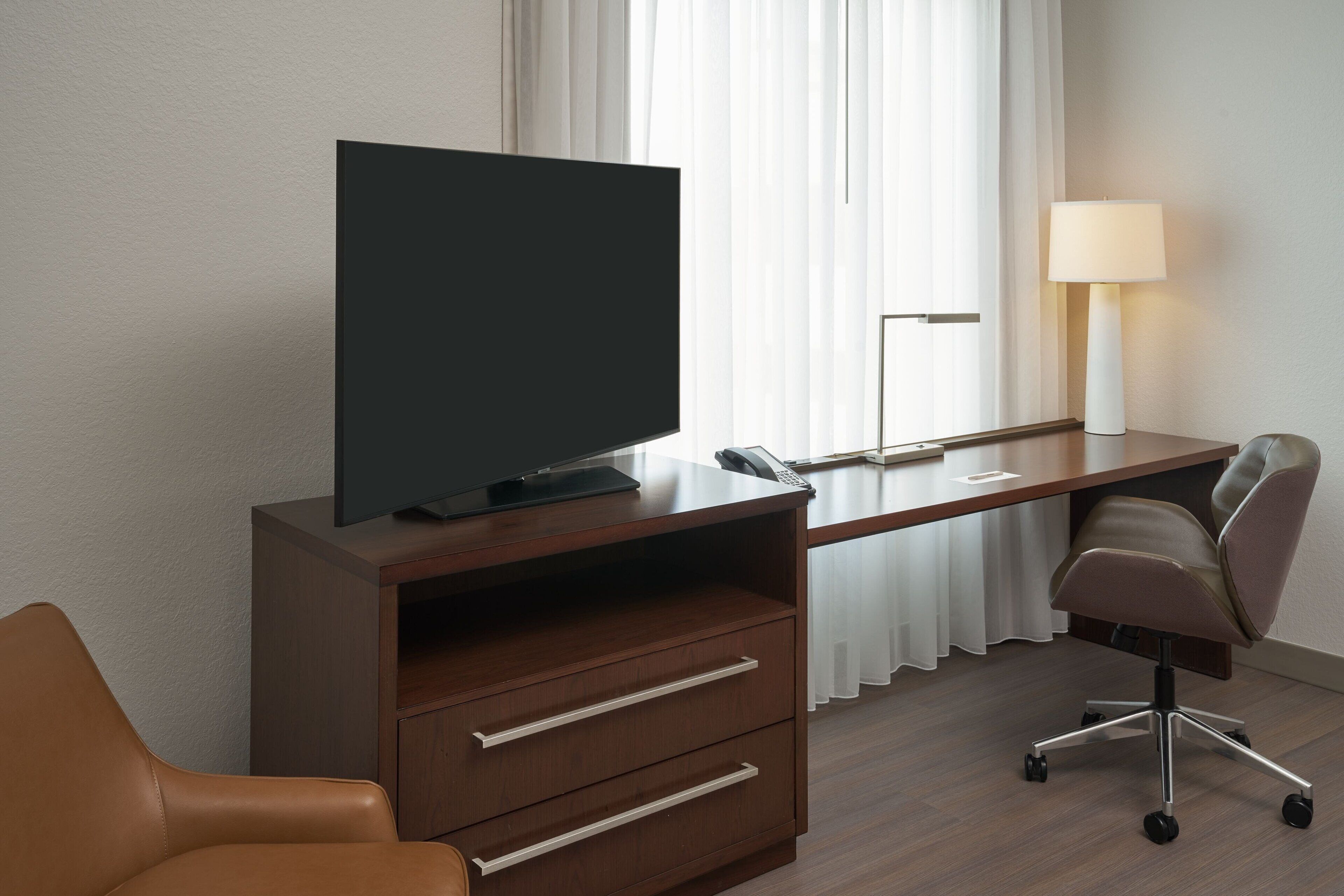 1 bedroom, premium bedding, in-room safe, desk