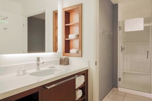 Studio, 1 King Bed with Sofa bed | Bathroom | Designer toiletries, hair dryer, towels - Residence Inn by Marriott San Jose Airport (San Jose)