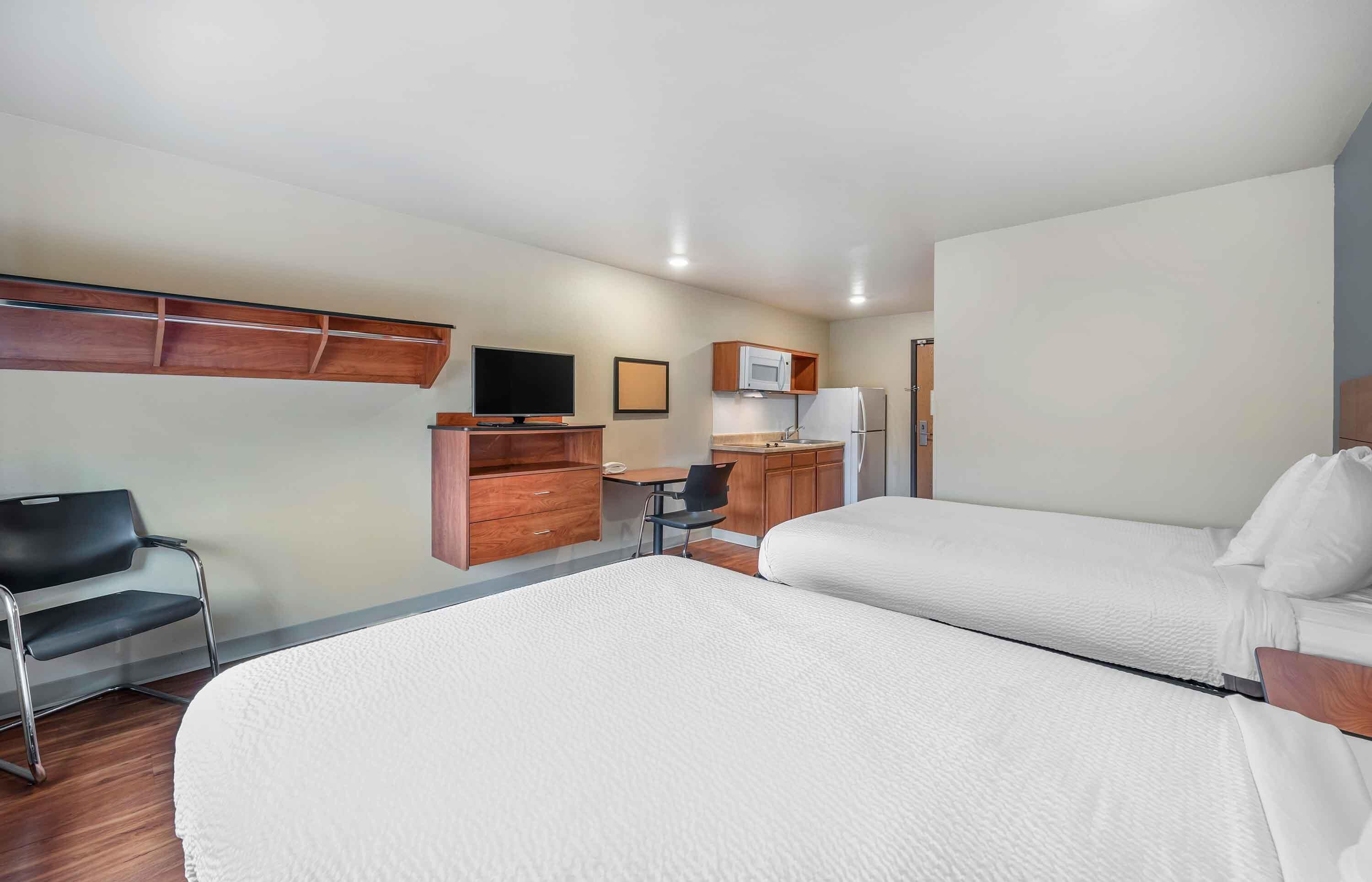 Standard Studio, Non Smoking, Refrigerator & Microwave | Desk, laptop workspace, iron/ironing board (on request), WiFi (free)