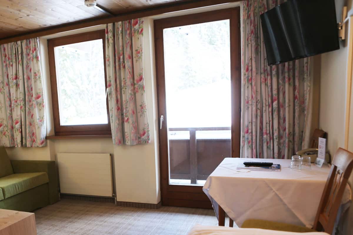 Family Room, Mountain View (Comfort) | Spa reception | Body treatments, hot stone massages, Swedish massages, sports massages