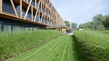 Enceinte de lâhĂ©bergement