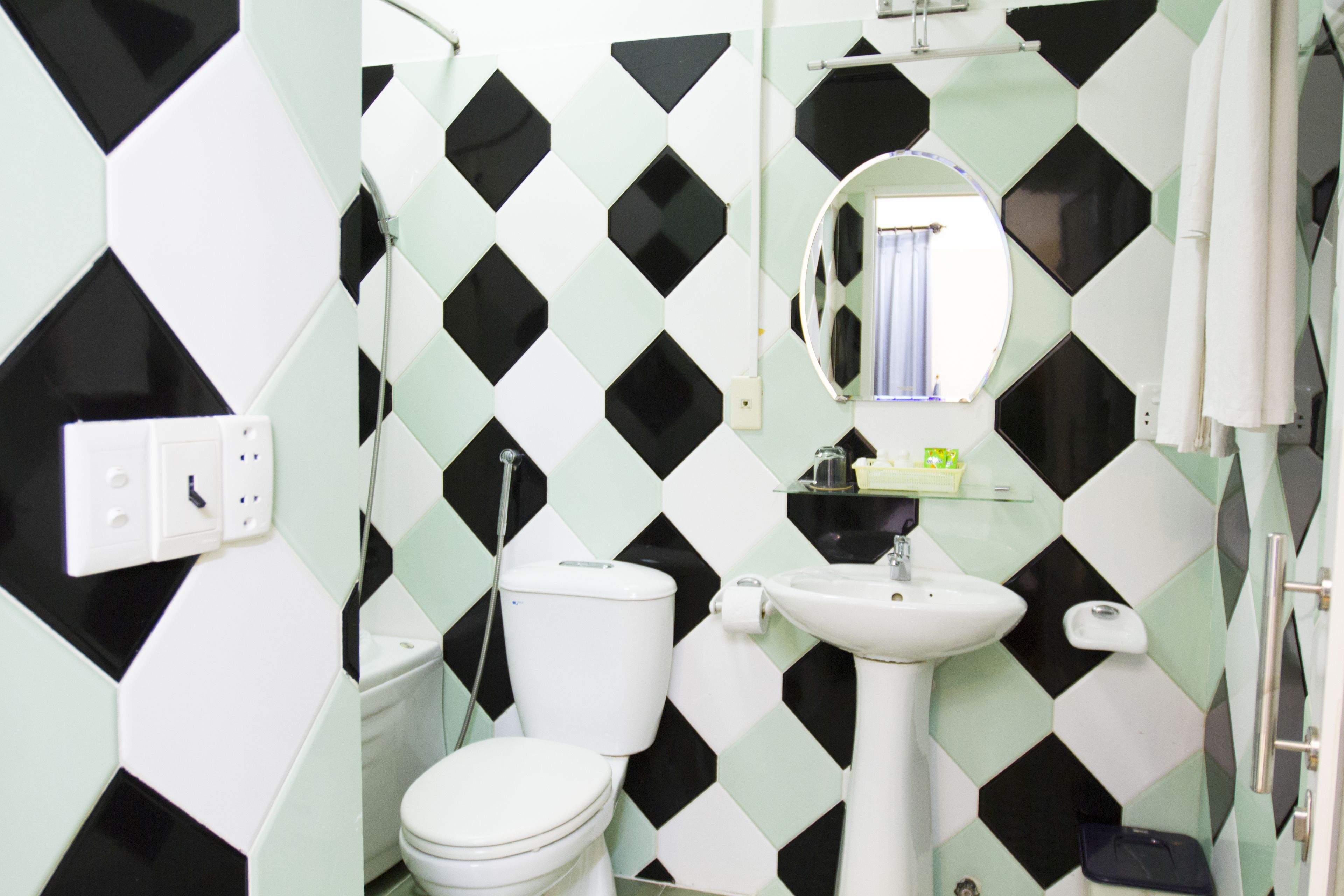 superior room | bathroom | bathtub, free toiletries, hair dryer, slippers