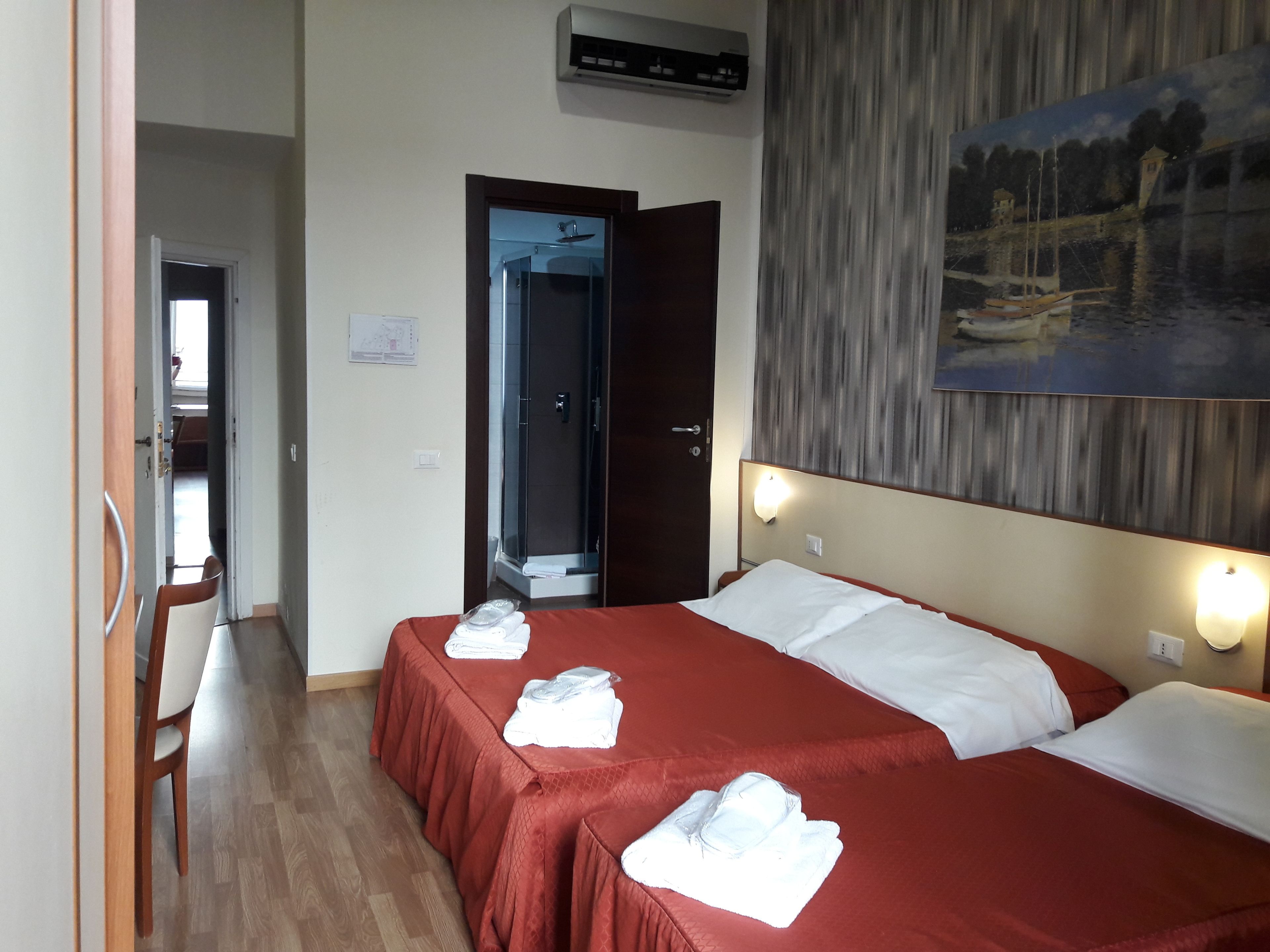 standard quadruple room | 2 bedrooms, premium bedding, minibar, desk