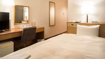 Desk, iron/ironing board, free WiFi, bed sheets