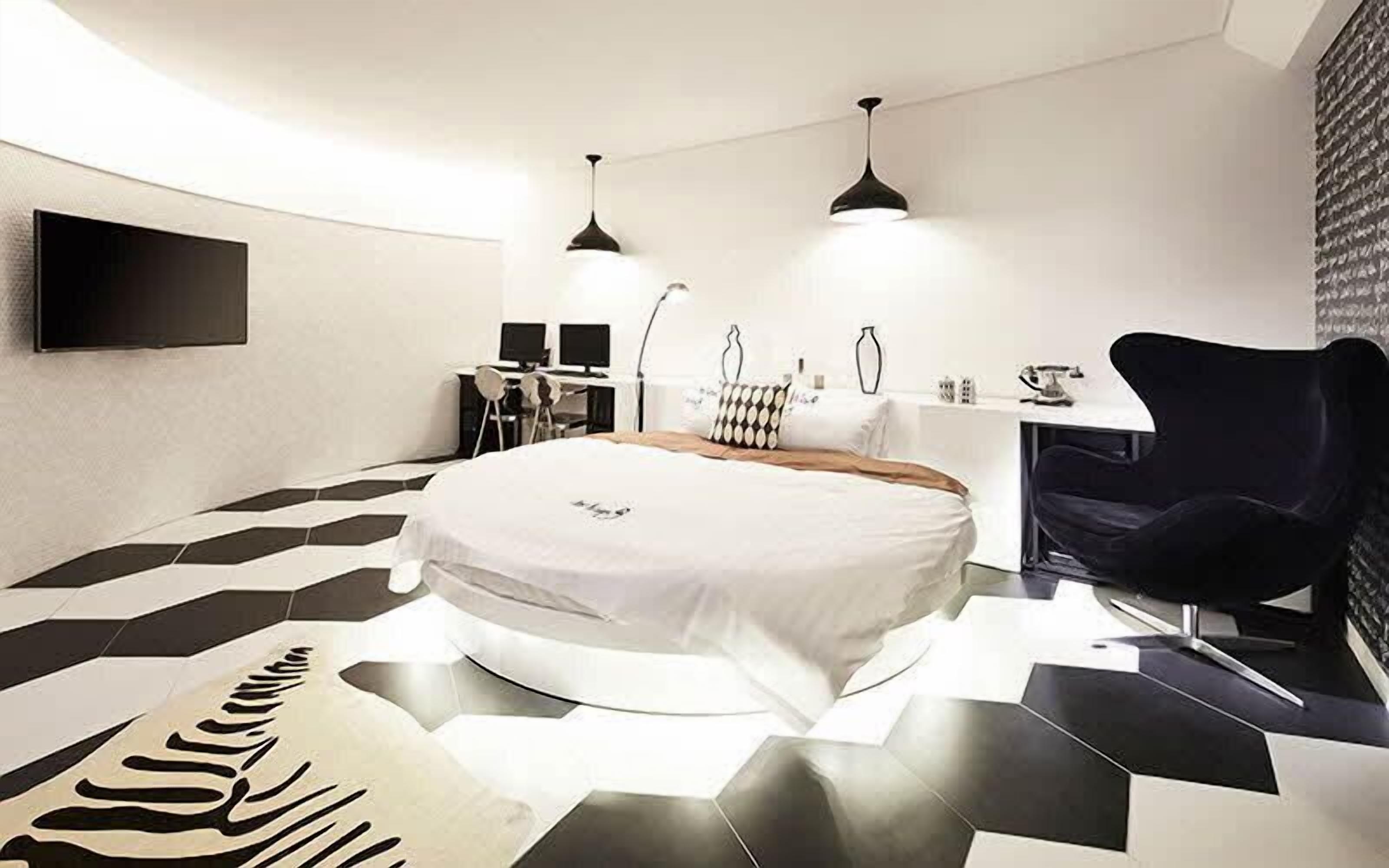 Suite (Oriental)- bigger than most rooms in seoul | Ókeypis drykkir á míníbar, sérvalin húsgögn, skrifborð