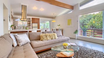 Business Townhome - The Green Door | Living area | 49-inch flat-screen TV with digital channels, Smart TV, Netflix