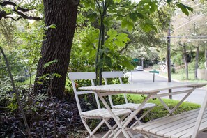 Business Townhome - The Orange Door | Terrace/patio