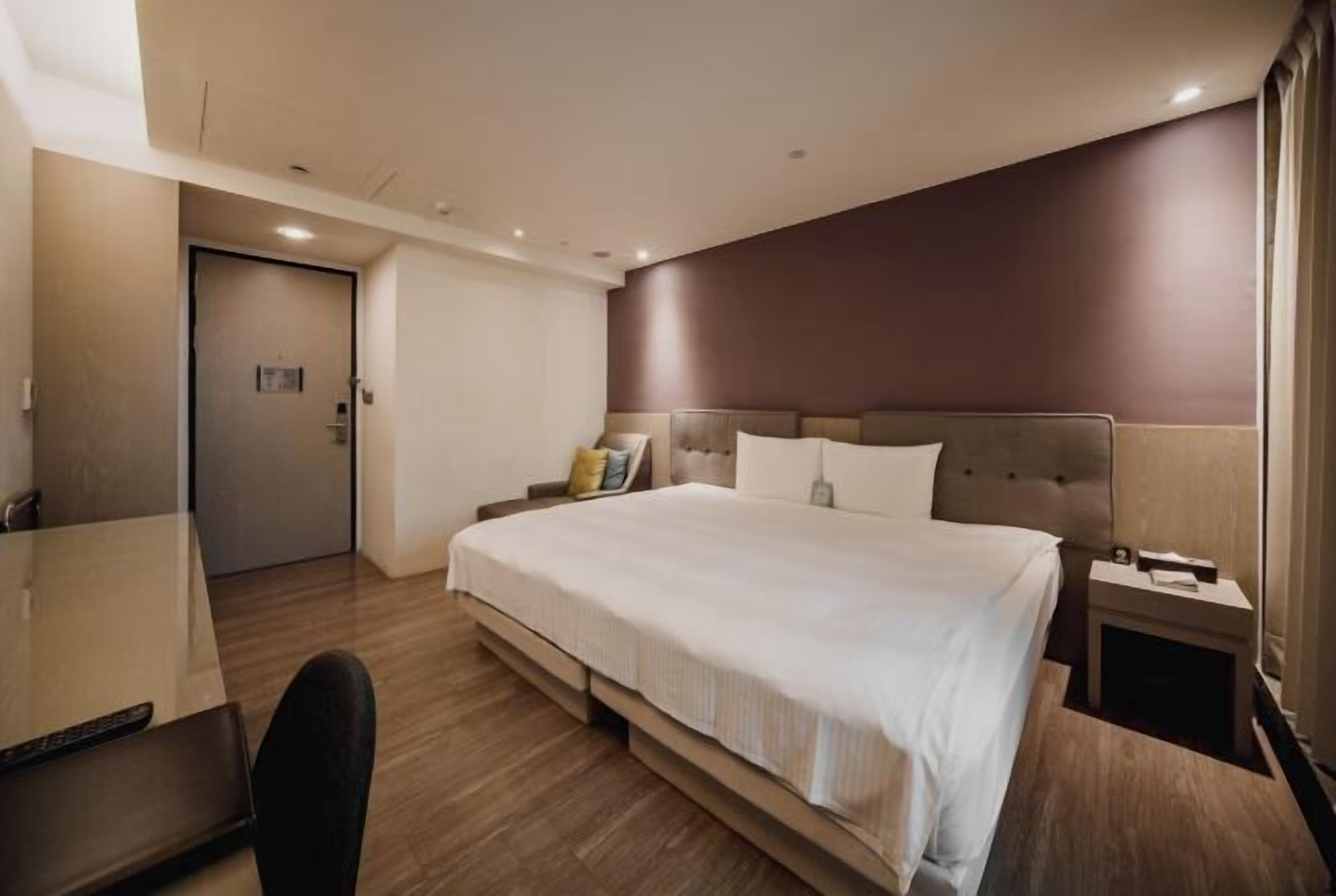 Down comforters, desk, soundproofing, iron/ironing board