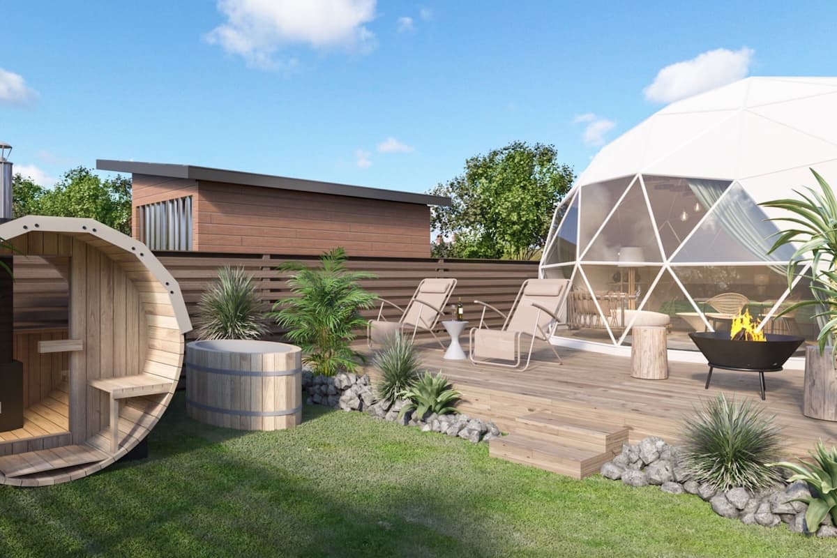 GRAX sauna yard | In-room safe, desk, free WiFi, bed sheets