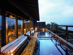 Hot springs - i+Land nagasaki (Nagasaki)