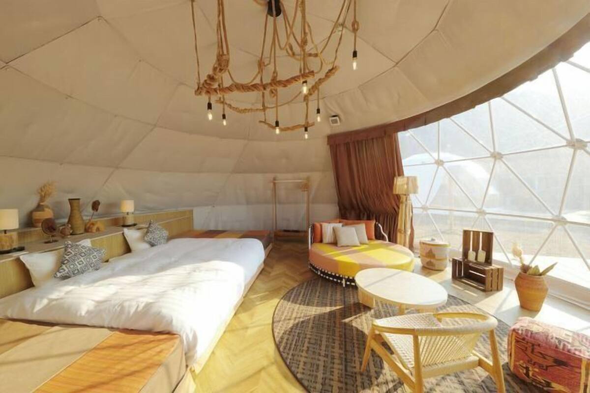 In-room safe, desk, free WiFi, bed sheets