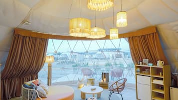 グラックス ヤード - バスなし | セーフティボックス (室内)、デスク、WiFi (無料)、ベッドシーツ