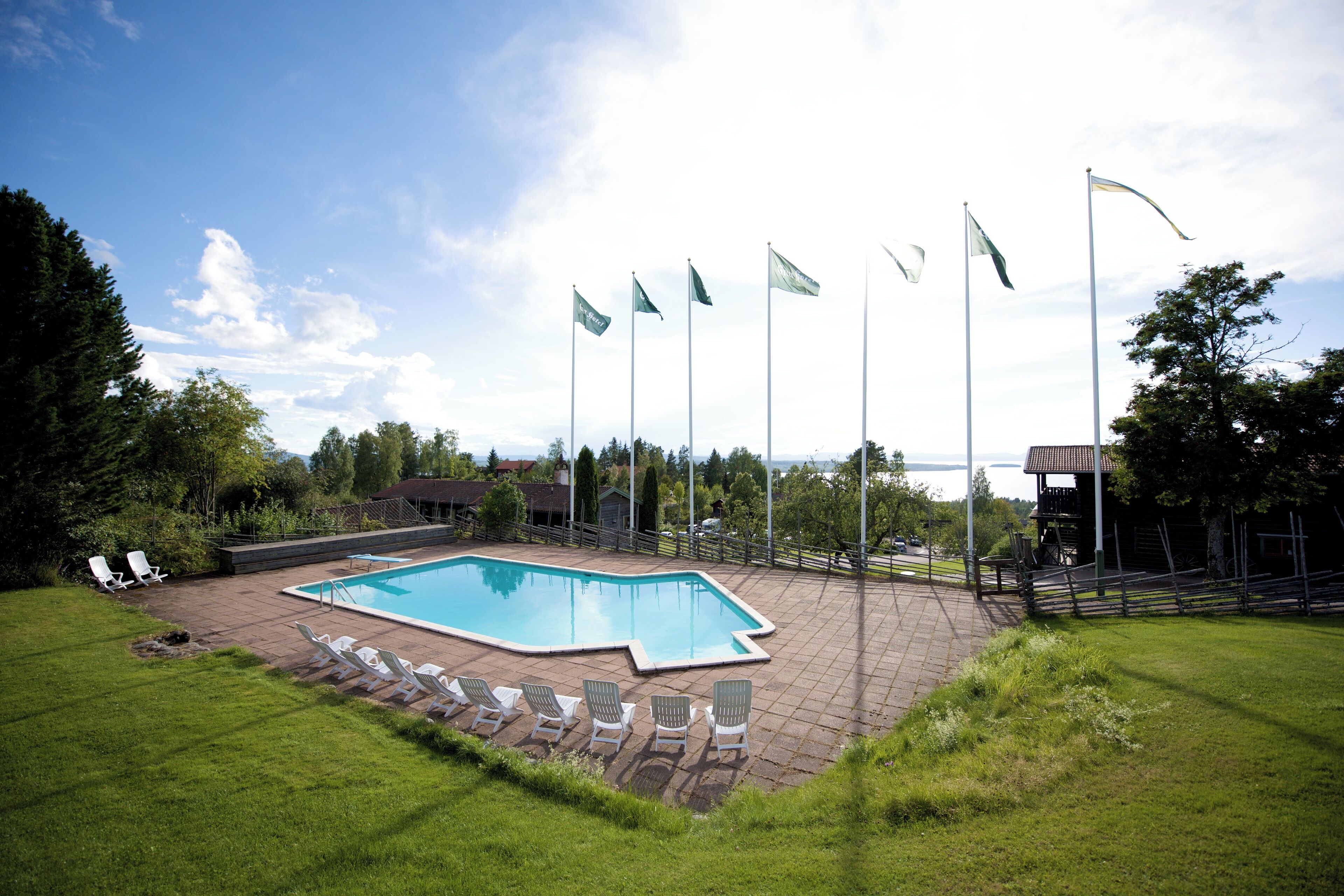 outdoor pool, pool loungers