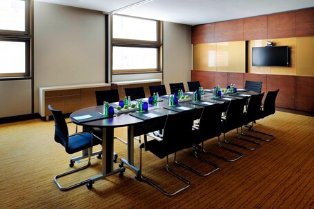 Courtyard by Marriott World Trade Center Abu Dhabi - Image 47
