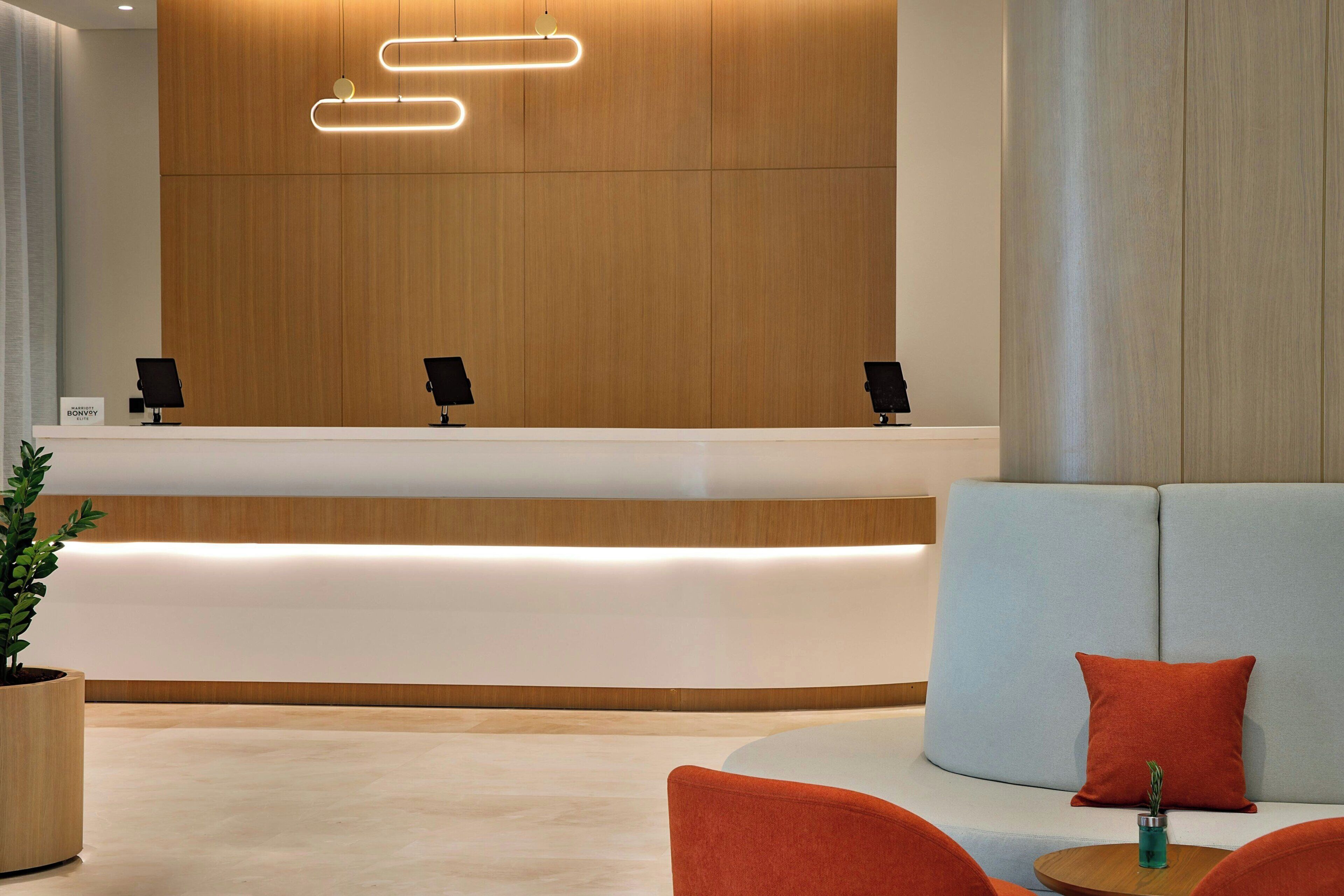 Foto - Courtyard by Marriott World Trade Center, Abu Dhabi