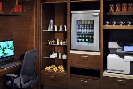 Courtyard by Marriott World Trade Center Abu Dhabi - Image 10