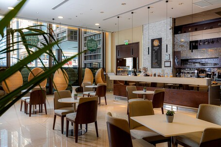 Courtyard by Marriott World Trade Center Abu Dhabi - Image 44