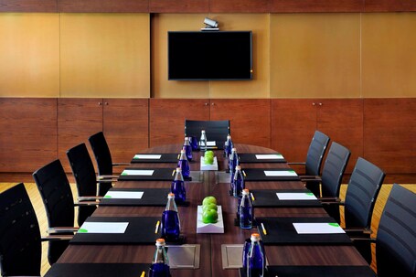 Courtyard by Marriott World Trade Center Abu Dhabi - Image 34