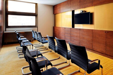 Courtyard by Marriott World Trade Center Abu Dhabi - Image 26