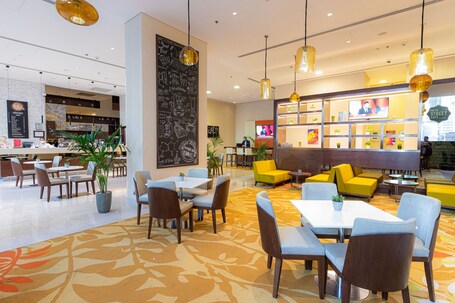Courtyard by Marriott World Trade Center Abu Dhabi - Image 43