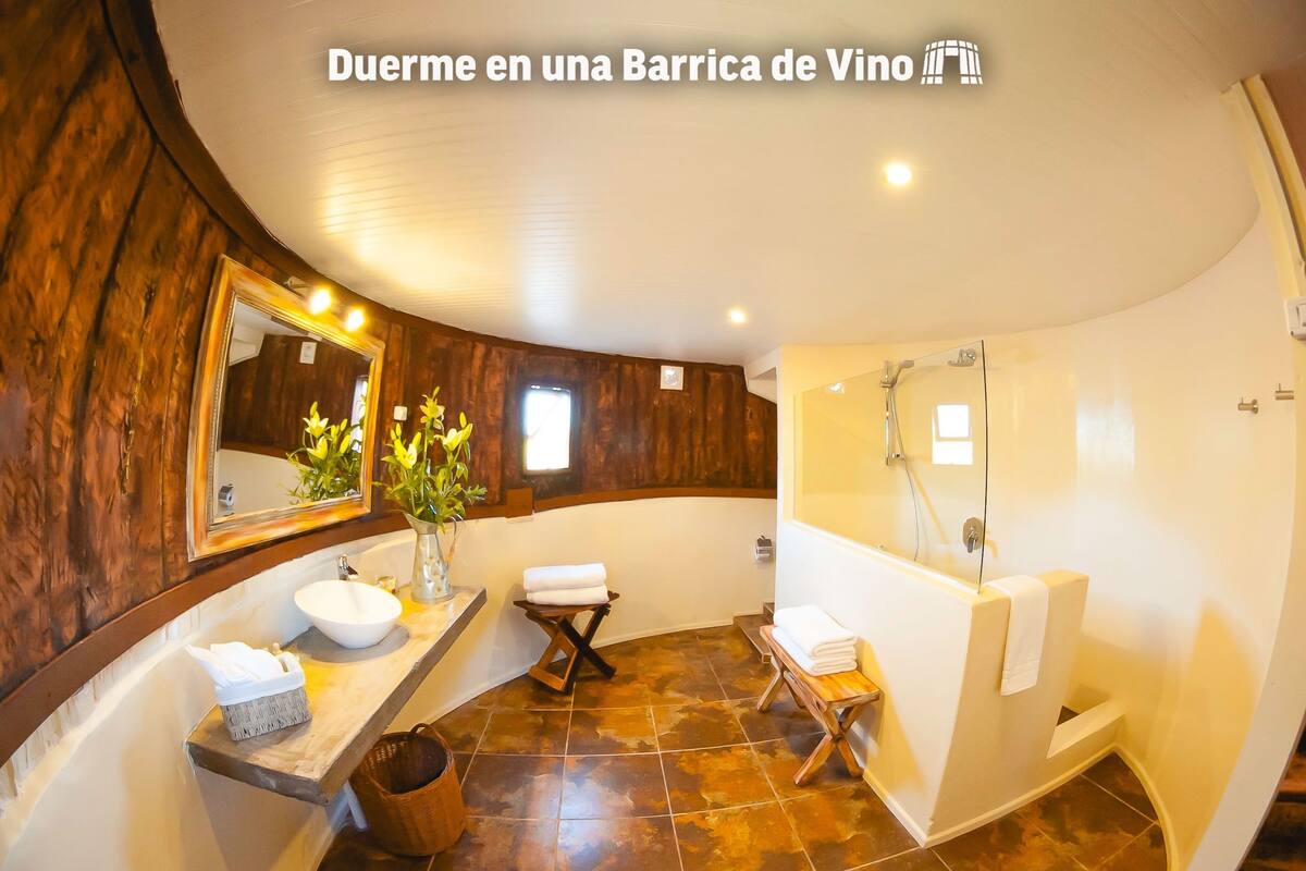 Premium, Habitación en Barrica de Vino | Premium bedding, minibar, in-room safe, bed sheets