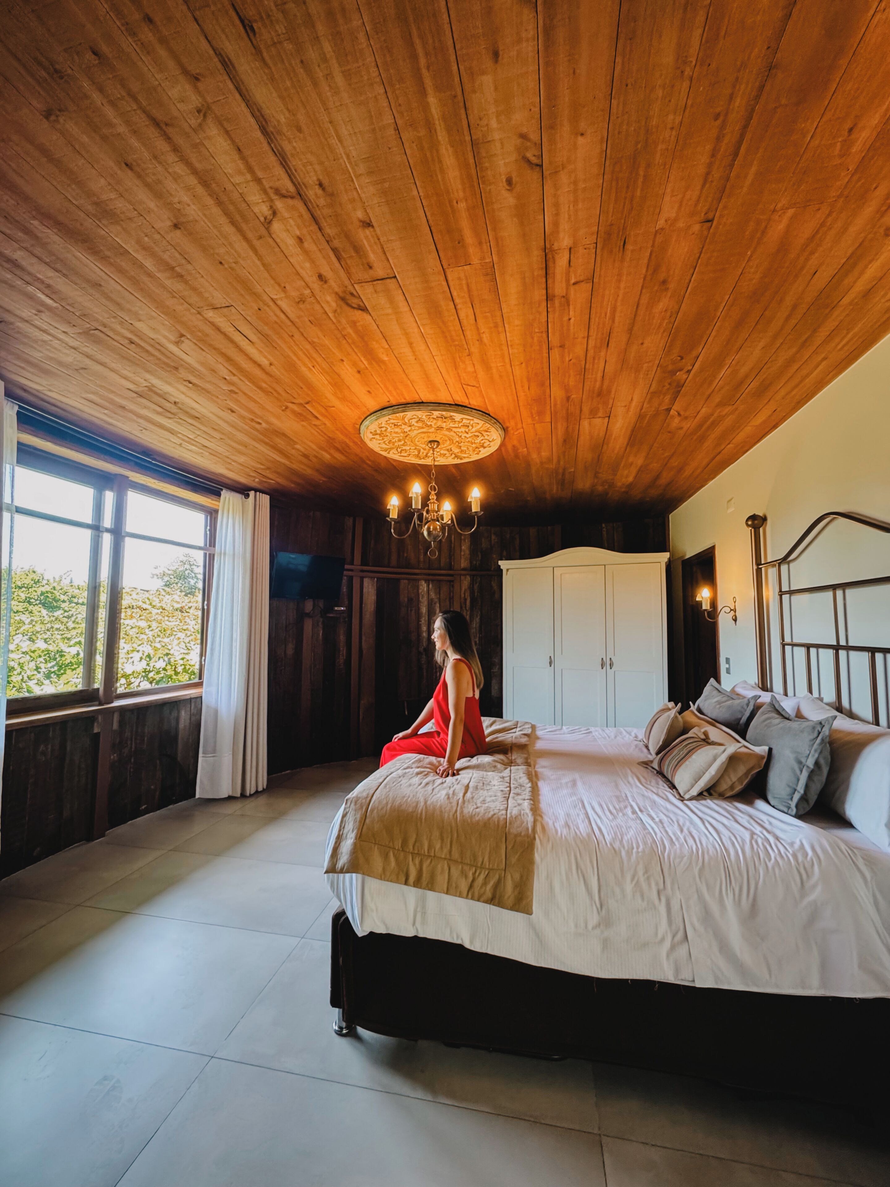 Icono, Habitación en Barrica de Vino