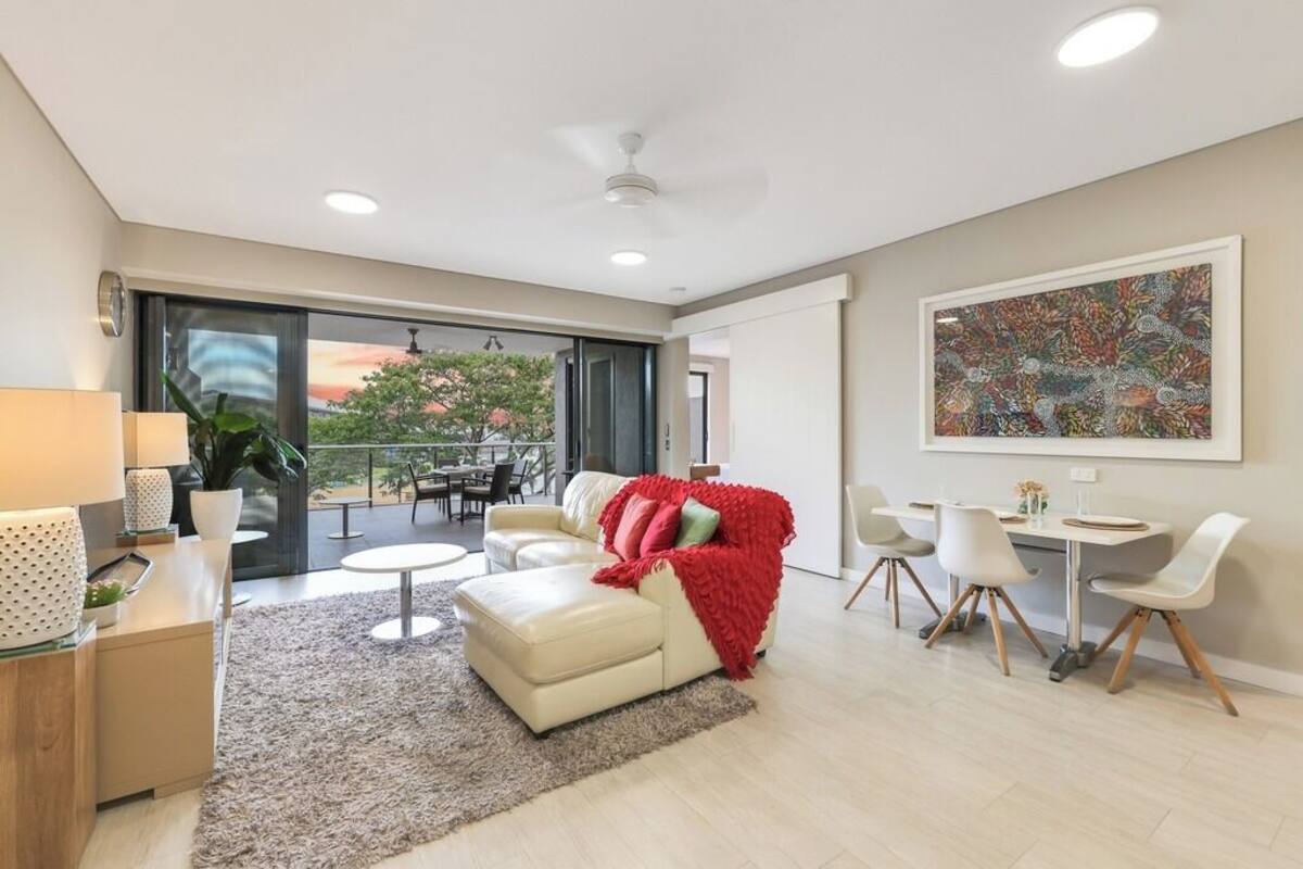 Luxury Apartment, 1 Bedroom, Balcony, Lagoon View | 1 bedroom, premium bedding, individually furnished, desk