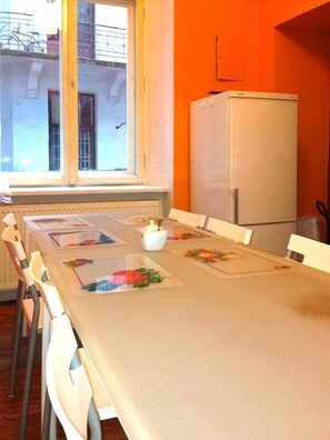Free daily self-service breakfast