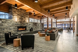 Sala de estar en el lobby