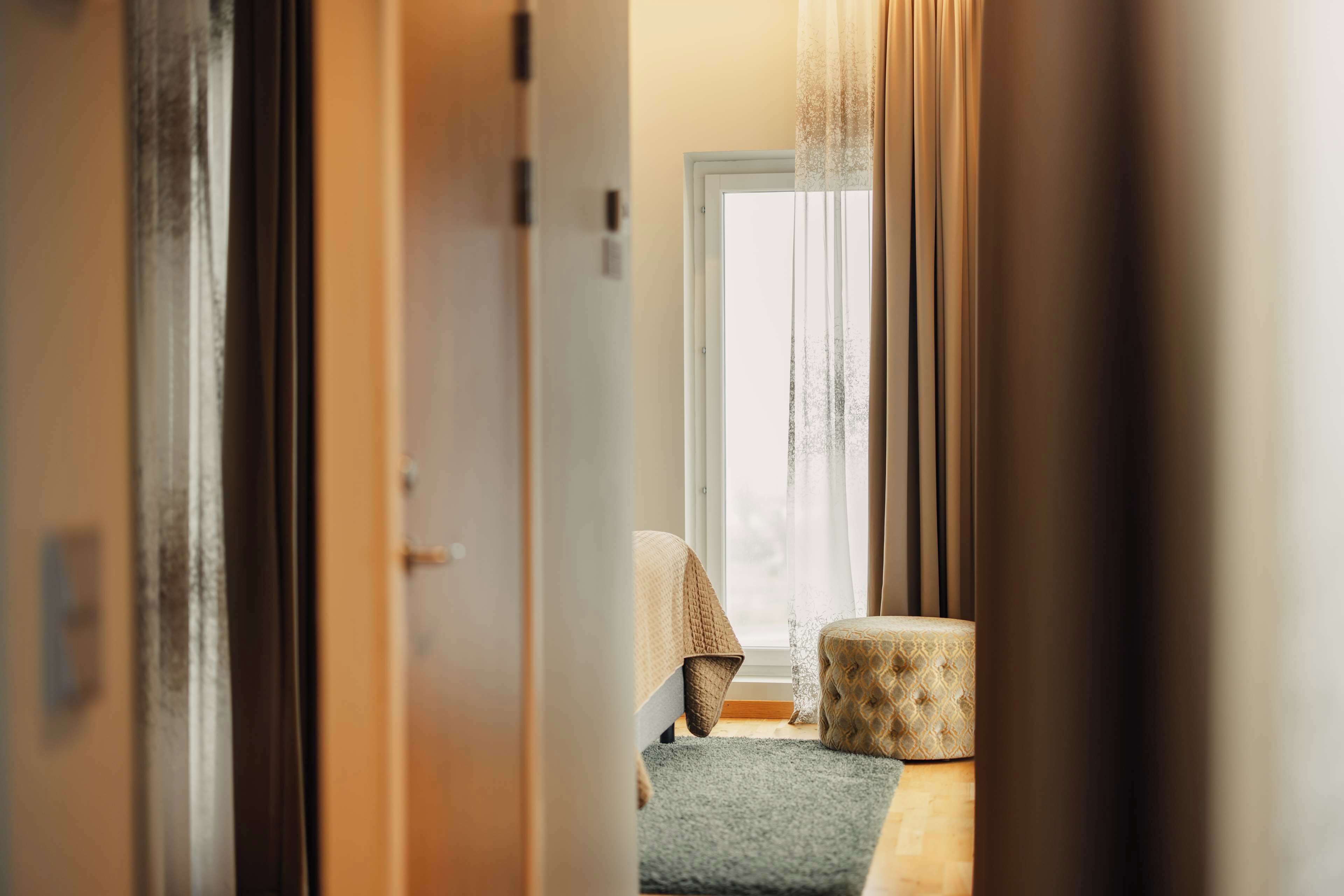 junior suite, 1 king bed, bathtub, sea view (living room) | in-room safe, soundproofing, cots/infant beds, free wifi