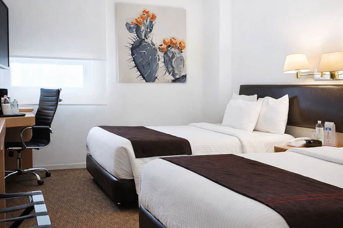 Room, 2 Double Beds (Preferencial) | In-room safe, desk, laptop workspace, iron/ironing board