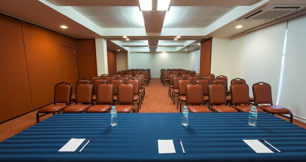 Ballroom - Hotel VM Express Querétaro (Querétaro)