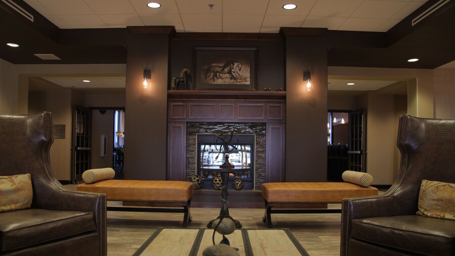 Teddy's Residential Suites Watford City