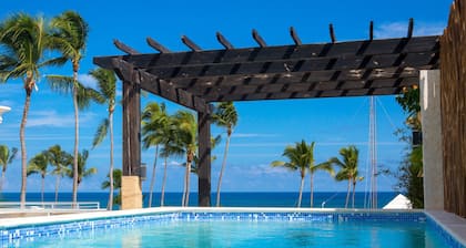 Chateau del Mar