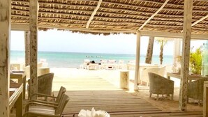 Free continental breakfast  - Chateau del Mar (Punta Cana)
