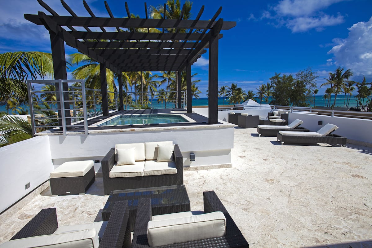 Penthouse, 3 Bedrooms, Terrace, Pool View | Terrace/patio