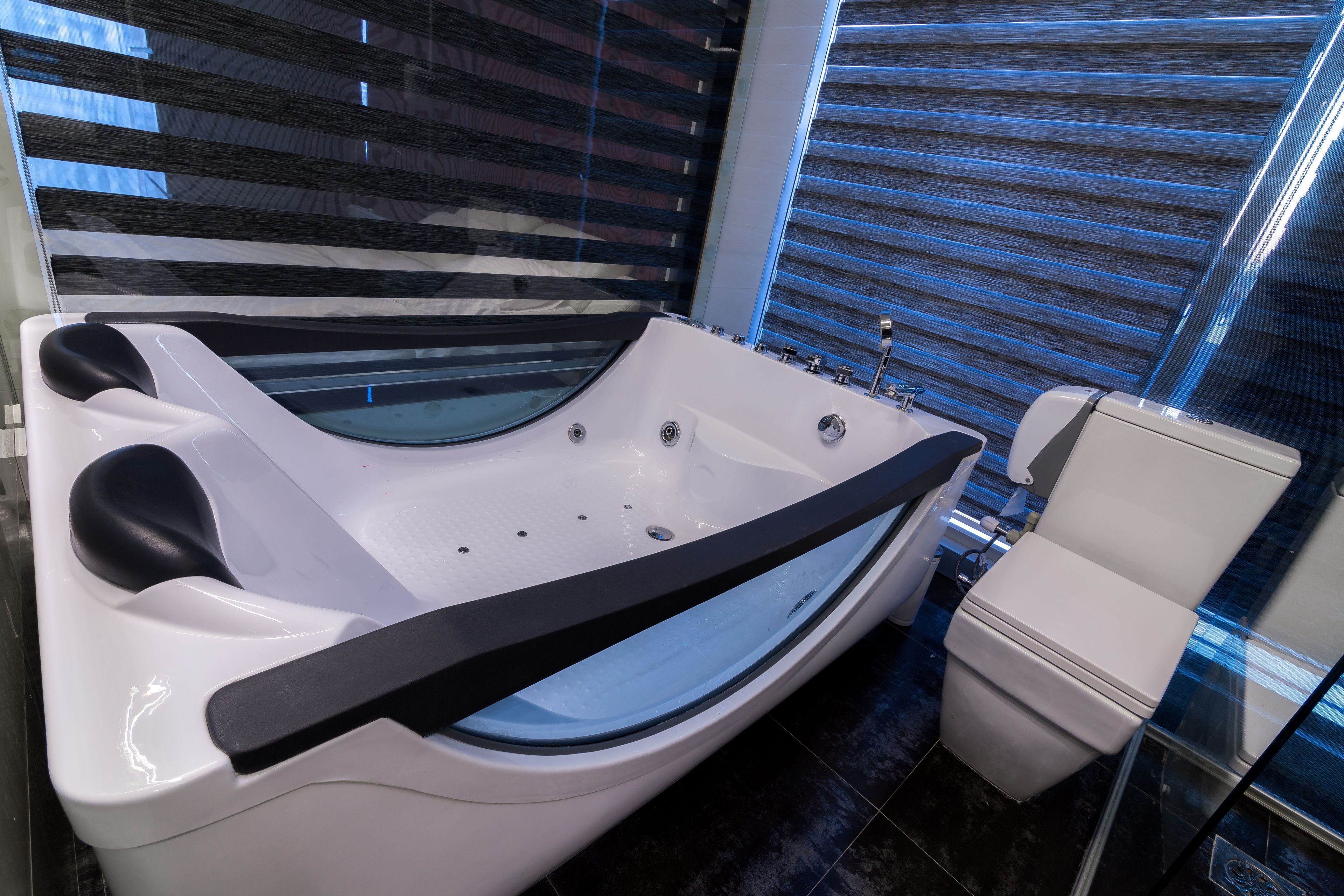 exclusive room (with spa) | bathroom amenities | designer toiletries, hair dryer, slippers, towels