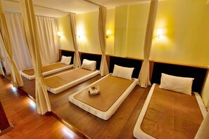 Thai massages - Shwe Ingyinn Hotel (Mandalay)