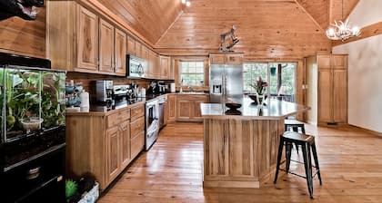 Lake Forest Luxury Log Cabins