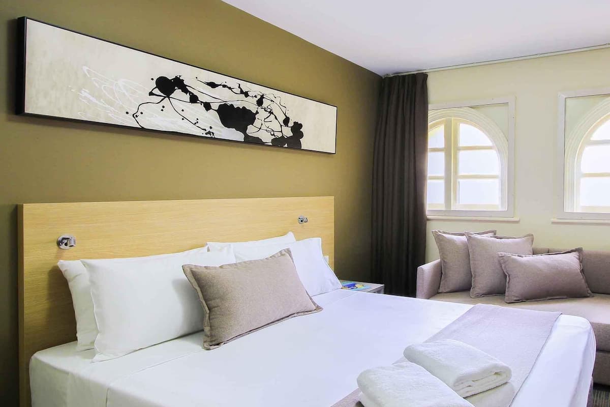 Superior Room, 1 Queen Bed