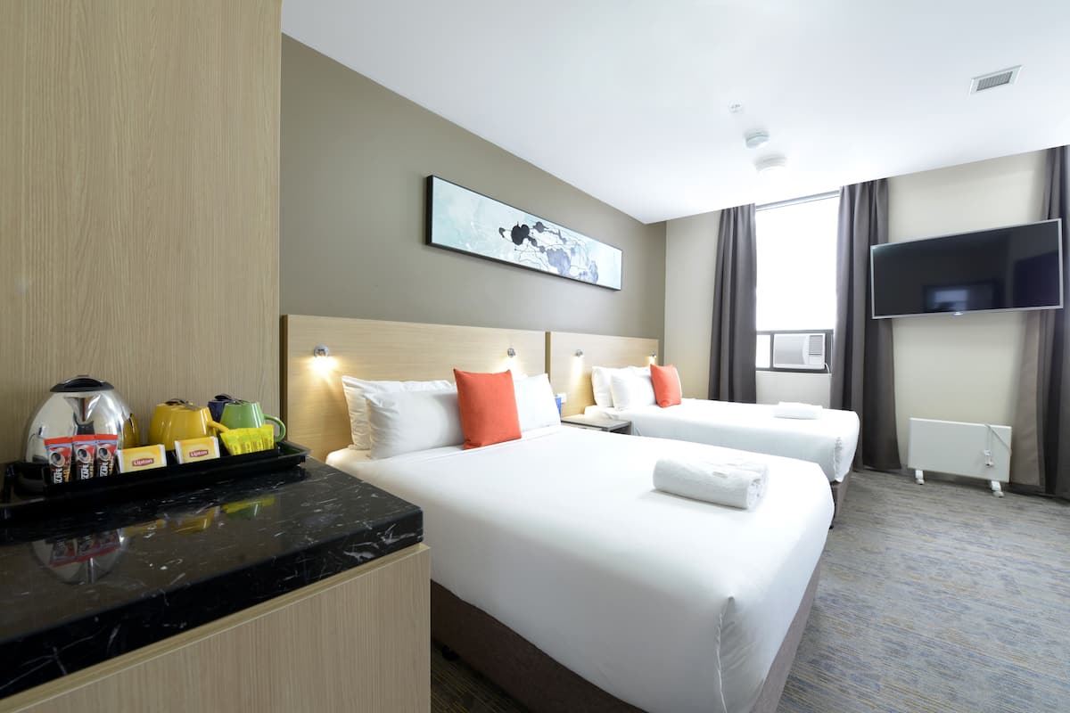 Room, 2 Double Beds (Accessible)