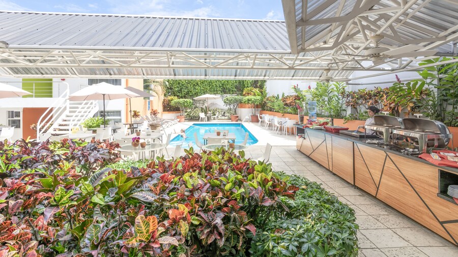 Hotel Residence Inn Suites Cristina