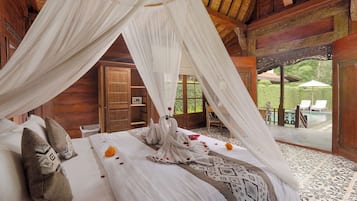 Villa, 1 Bedroom, Private Pool, Garden View | Premium bedding, in-room safe, individually decorated