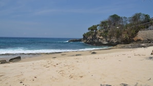 Plage à proximité, sable blanc