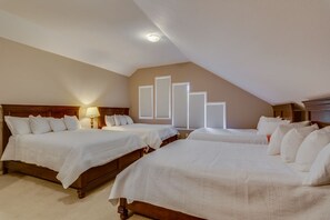 Family Room, Private Bathroom | Free WiFi