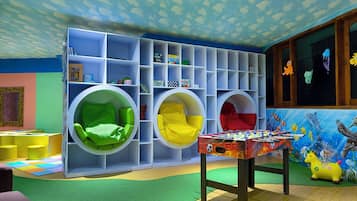 Children’s play area – indoor