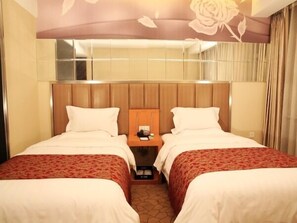 In-room safe, free WiFi