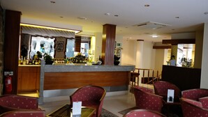 Bar (on property) - Hotel Dona Sofia (Braga)